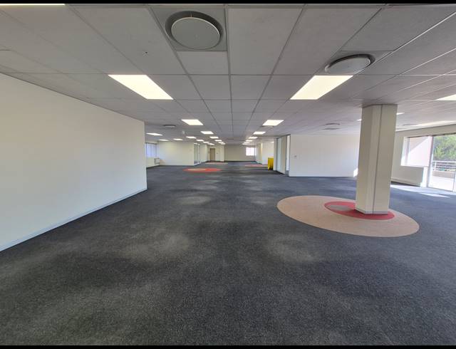 559M² OFFICE TO LET IN WOODMEAD